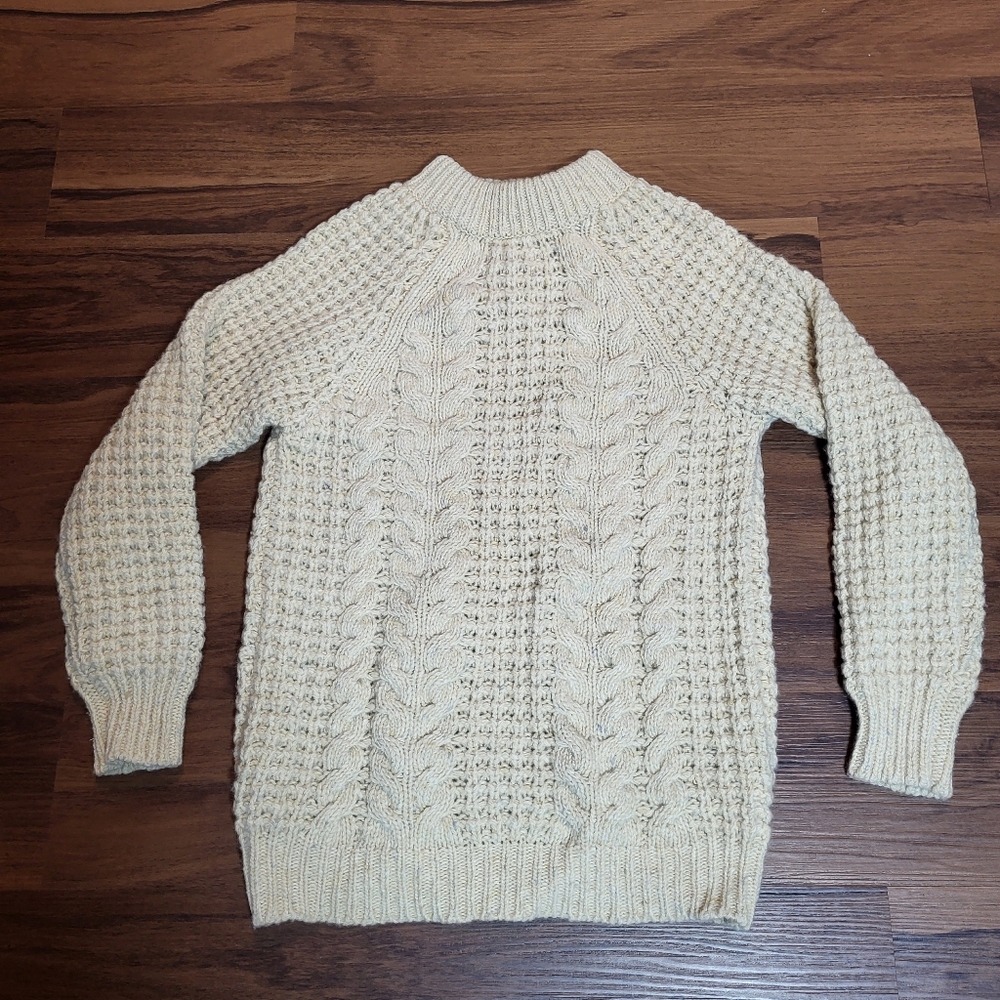 Kingsman Cable-Knit Wool and Cashmere Blend Sweater in Neutrals Size XS